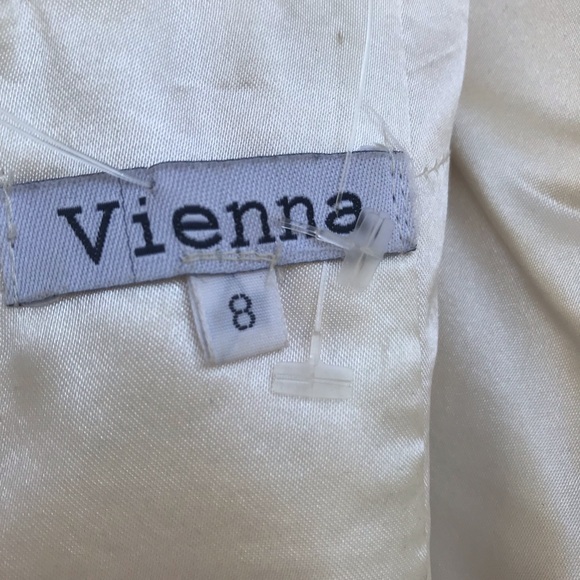 Gorgeous White Mermaid Gown - Picture 7 of 8